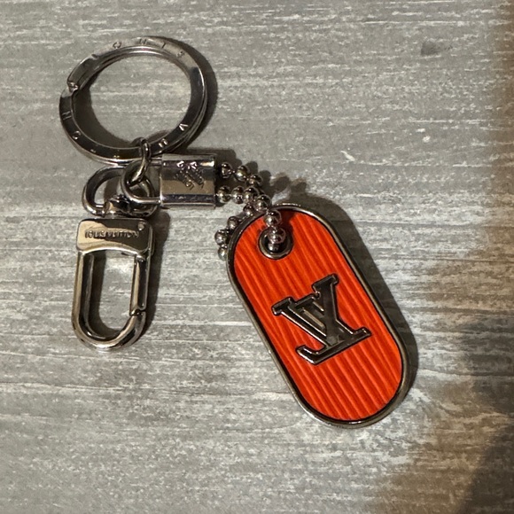 Louis Vuitton Silver and Orange Key chain Holder